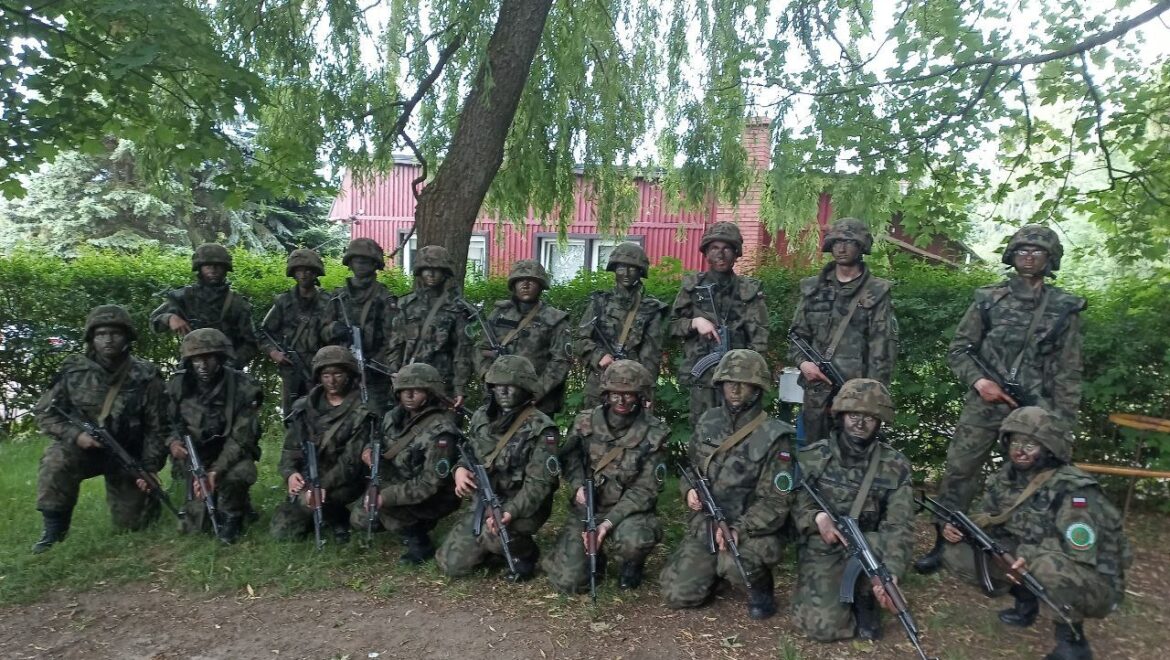 ICH PIERWSZY POLIGON