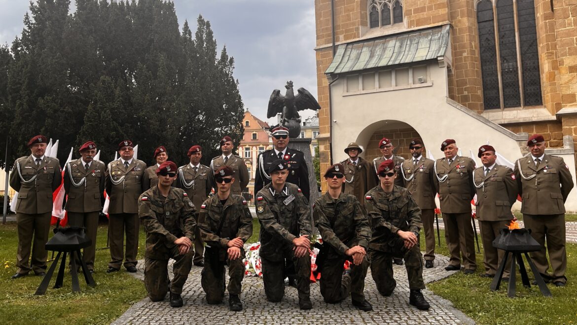 WITAJ MAJOWA JUTRZENKO