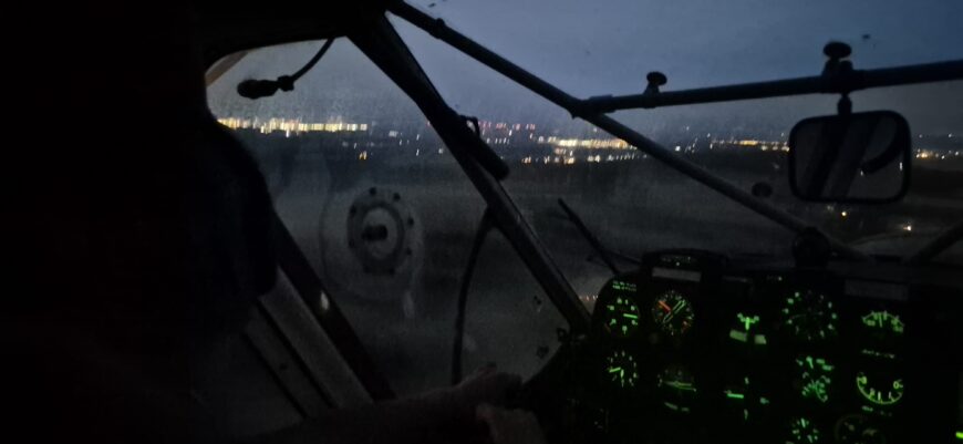 BYŁO CICHO I&nbsp;CIEMNO